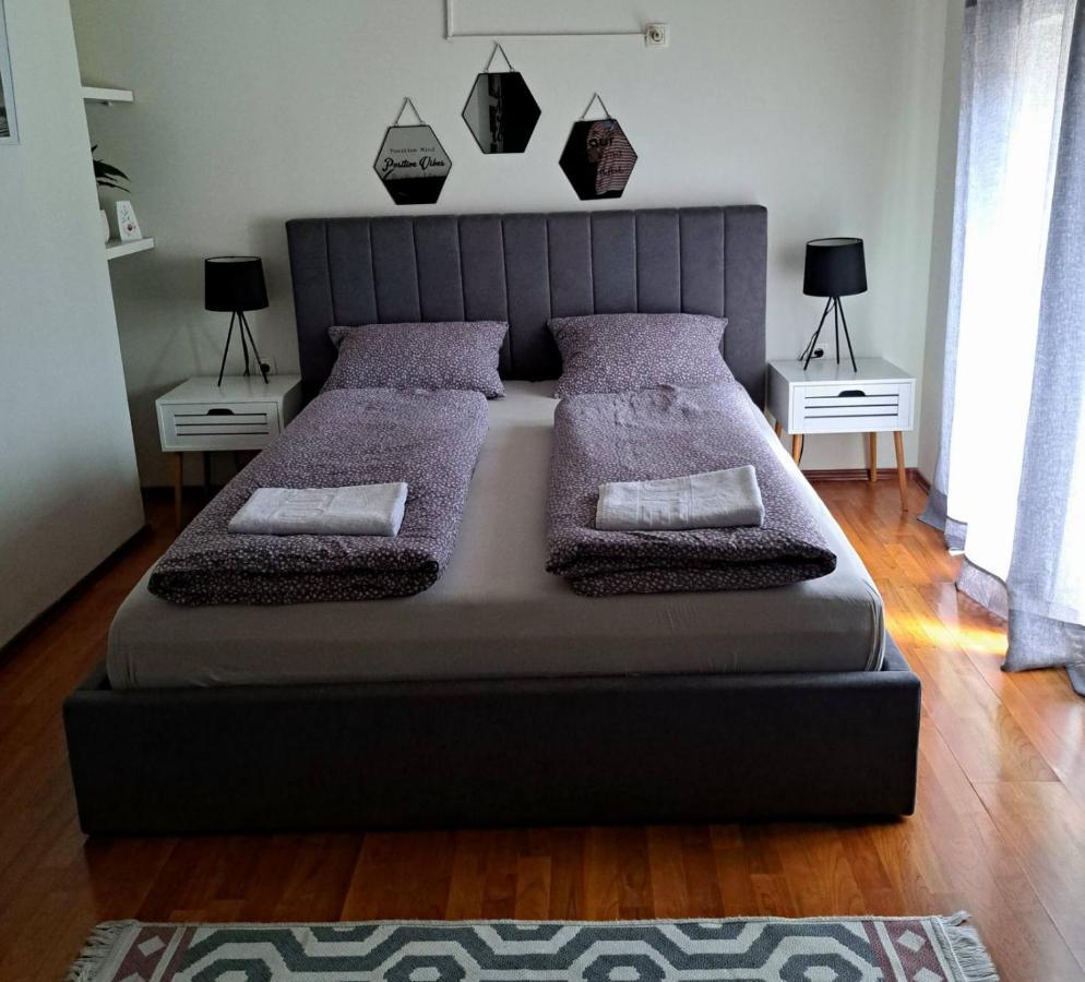 Apartments Thea โมสตาร์ ภายนอก รูปภาพ